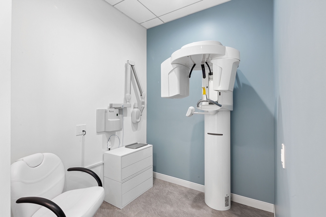 Digital imaging suite at Monarch Dental Arts